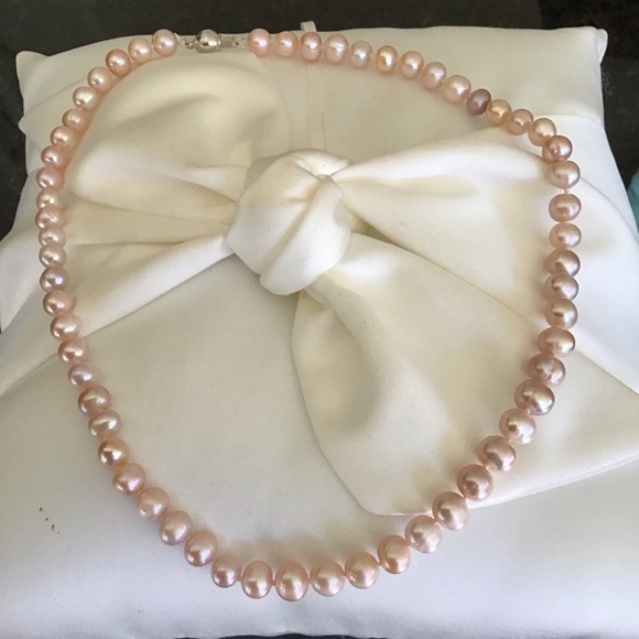 Freshwater Blush Pink Pearl Necklace 7mm - Picture 9 of 9
